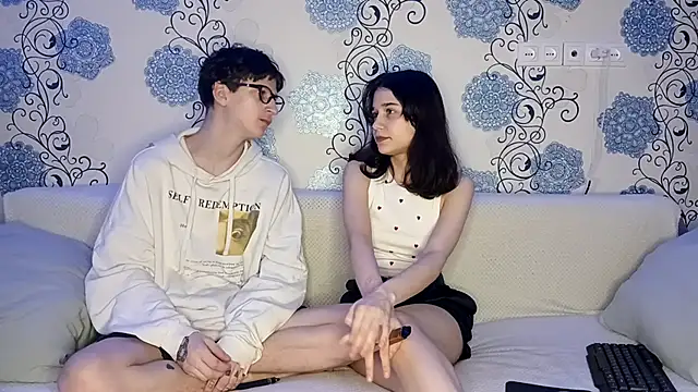 Snapshot of baby_lesi chatting on 12-17-25, 06:58 baby lesi online show from 12-17-25, 06:58