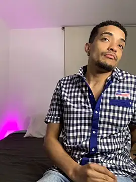 Snapshot of eross_chipre_ chatting on 10-06-25, 12:19 eross chipre online show from 10-06-25, 12:19