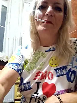 Snapshot of LadyTouch chatting on 06-17-26, 12:13 LadyTouch online show from 06-17-26, 12:13