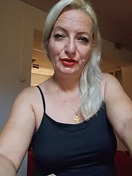 Snapshot of LadyTouch chatting on 07-02-26, 11:22 LadyTouch online show from 07-02-26, 11:22