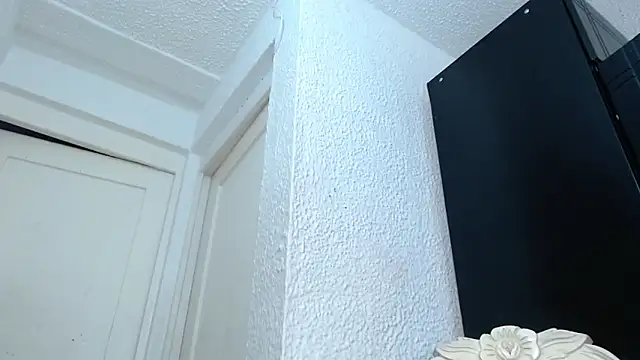 EngelCristaly online show from 02-25-25, 08:51