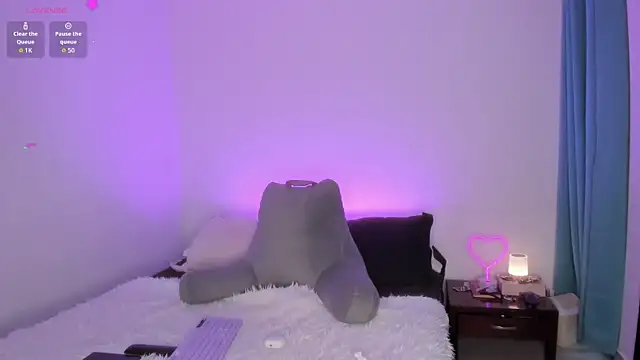  lucianapalmer online show from 01-09-26, 07:48