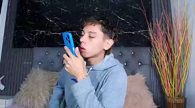 Noahoconor online show from 02-22-25, 01:02