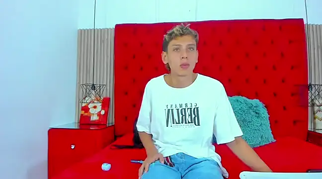 Noahoconor online show from 03-06-25, 07:54