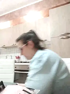 Snapshot of Dolcecurvy chatting on 03-22-26, 10:46 Dolcecurvy online show from 03-22-26, 10:46