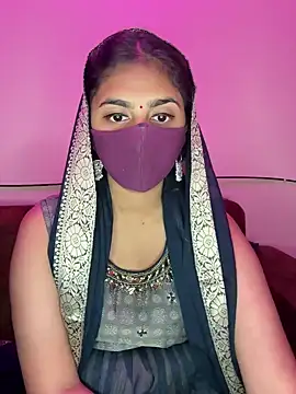 Snapshot of Dishasarmaa05 chatting on 03-18-25, 12:14 Dishasarmaa05 online show from 03-18-25, 12:14