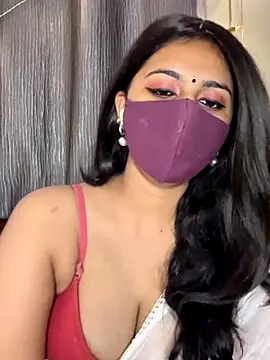 Snapshot of Dishasarmaa05 chatting on 10-18-25, 10:32 Dishasarmaa05 online show from 10-18-25, 10:32