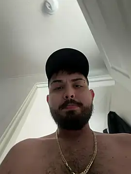 Snapshot of Wild-Luca chatting on 04-03-26, 07:45 Wild-Luca online show from 04-03-26, 07:45