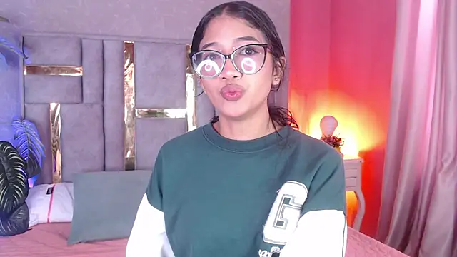 Tyla Ks online show from 11-04-25, 07:35