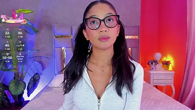 Tyla Ks online show from 04-21-26, 08:01