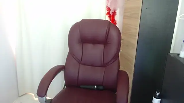 Mature 2025 online show from 06-01-26, 04:41