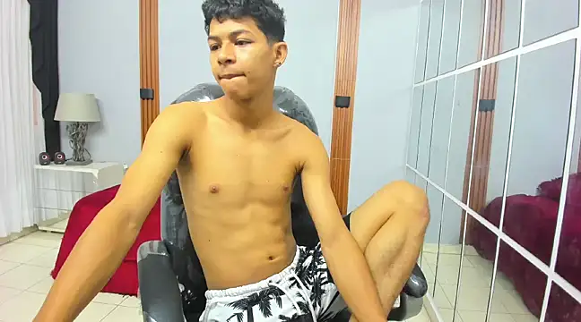 leslieanddrako online show from 03-05-25, 10:32