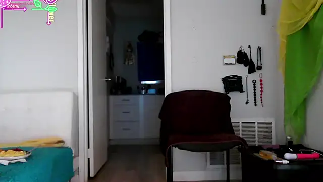 Snapshot of Queenanitadix chatting on 06-26-26, 03:49 Queenanitadix online show from 06-26-26, 03:49