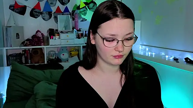 milliedoll online show from 10-26-25, 11:27