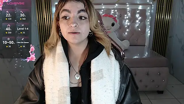 lili conor s online show from 09-21-25, 03:30