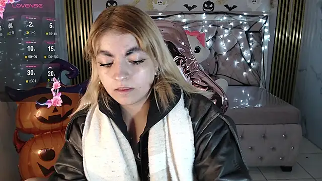 lili conor s online show from 10-08-25, 04:21