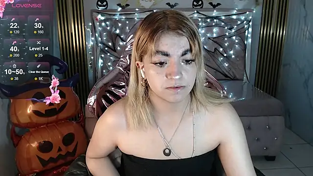 lili conor s online show from 10-09-25, 03:48