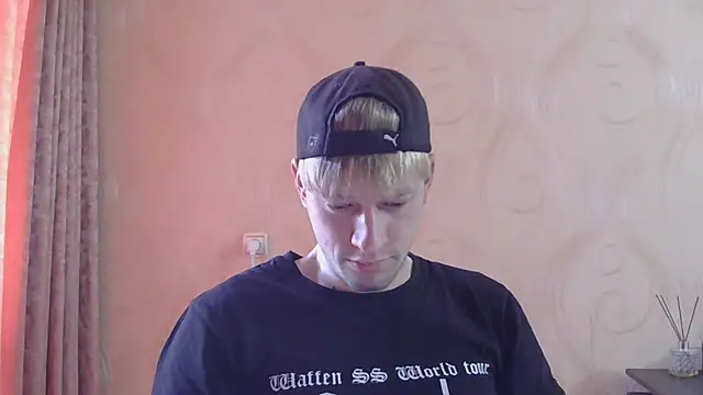 Snapshot of frama666 chatting on 05-05-26, 08:22 frama666 online show from 05-05-26, 08:22