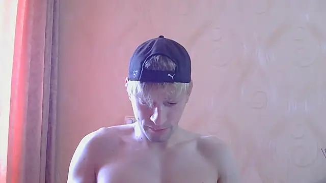 Snapshot of frama666 chatting on 05-26-26, 08:32 frama666 online show from 05-26-26, 08:32