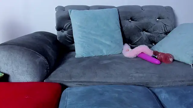 venezolanacute01  online show from 03-22-26, 06:17