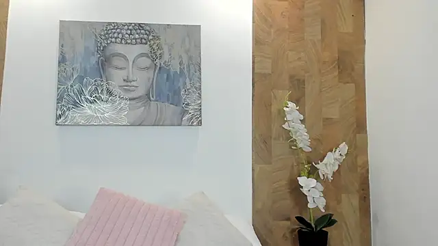 Lucia Brown  online show from 06-05-26, 03:13
