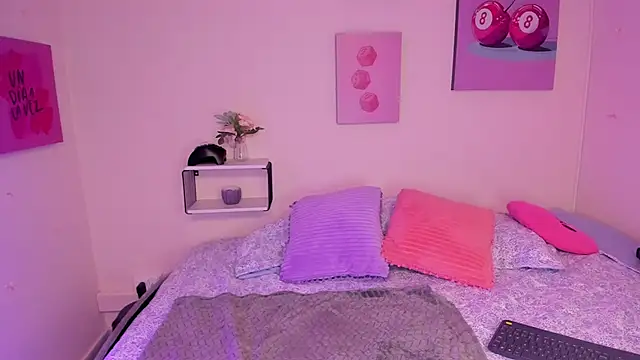 Selene bennet online show from 02-12-26, 03:34