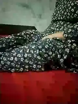 sharnjit299 online show from 11-07-25, 04:51