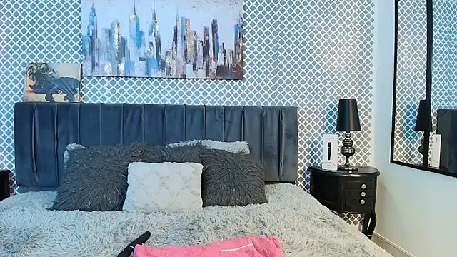 Cassie bloom online show from 03-08-25, 07:16