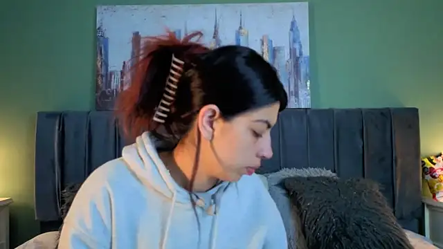 Cassie bloom online show from 03-27-26, 08:26