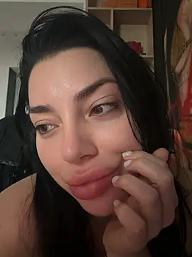 Mia Splash online show from 03-29-26, 10:26