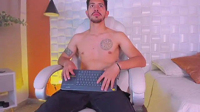 AlejandroStormm online show from 03-12-25, 08:20