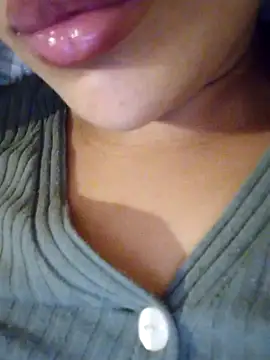 Sexlove1xo online show from 10-09-25, 01:53