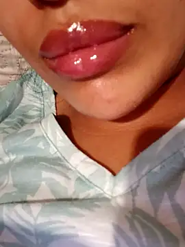 Sexlove1xo online show from 10-15-25, 03:34