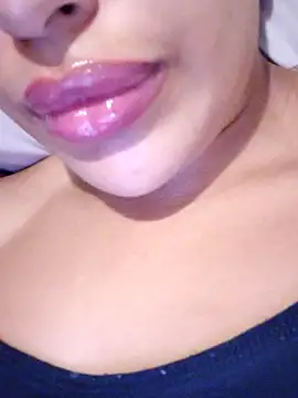 Sexlove1xo online show from 10-16-25, 03:46