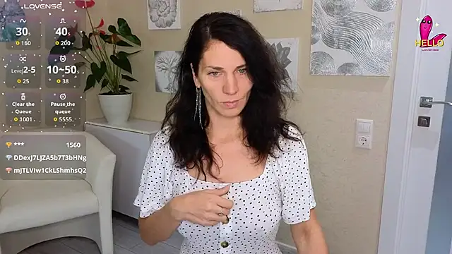 Snapshot of mylady_xenia chatting on 09-30-25, 02:55 mylady xenia online show from 09-30-25, 02:55