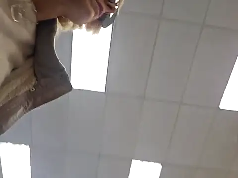 Snapshot of beautifulmee23 chatting on 03-08-25, 07:53 beautifulmee23 online show from 03-08-25, 07:53