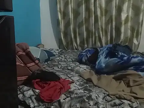 Snapshot of longsexji chatting on 01-16-26, 05:50 longsexji online show from 01-16-26, 05:50