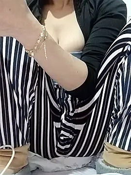 Snapshot of BUSE8821 chatting on 01-14-26, 02:50 BUSE8821 online show from 01-14-26, 02:50