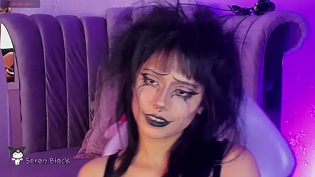 Snapshot of Seren_Bleck chatting on 03-22-25, 06:22 Seren Bleck online show from 03-22-25, 06:22