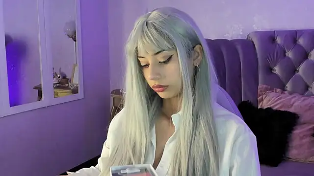 Snapshot of Seren_Bleck chatting on 09-17-25, 03:19 Seren Bleck online show from 09-17-25, 03:19