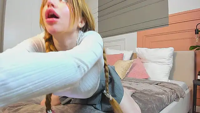 Snapshot of _BunnyDollStella_ chatting on 03-04-25, 01:12 BunnyDollStella online show from 03-04-25, 01:12