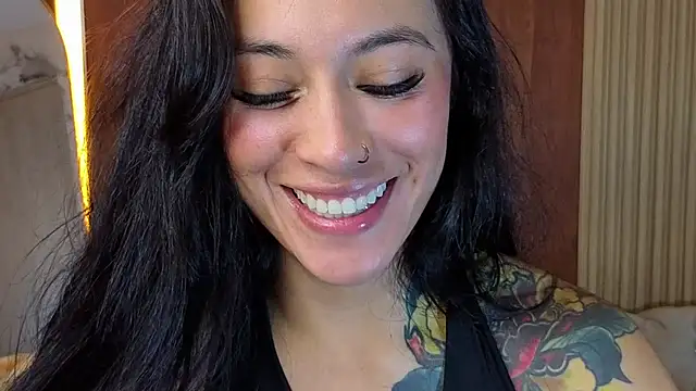 Isabella Collen v online show from 07-23-26, 02:04