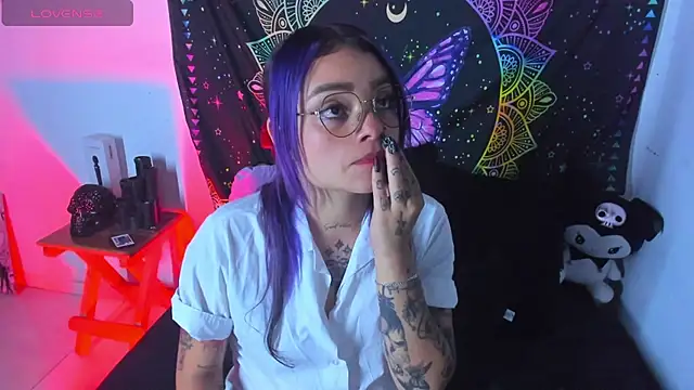 Snapshot of ChloeAllennn chatting on 03-11-25, 03:16 ChloeAllennn online show from 03-11-25, 03:16