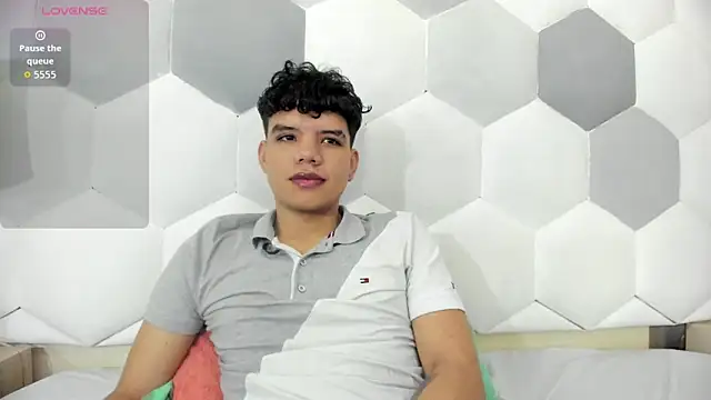 Axel Forte online show from 11-08-25, 01:22