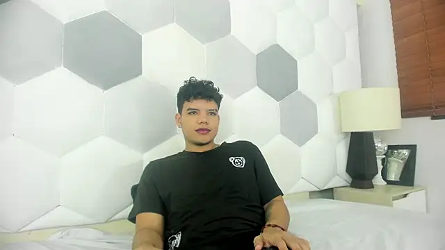 Axel Forte online show from 04-04-26, 02:03