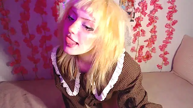 KimiSakura online show from 11-14-25, 12:09