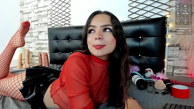 Snapshot of Agata__Rose chatting on 10-05-25, 11:30 Agata Rose online show from 10-05-25, 11:30