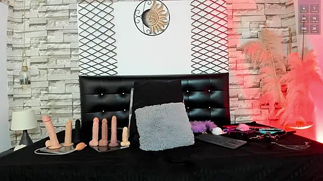 Snapshot of Agata__Rose chatting on 11-25-25, 03:06 Agata Rose online show from 11-25-25, 03:06