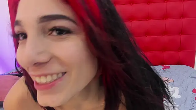 Maite Smith  online show from 02-26-25, 03:19