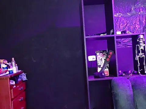 Pandora 9666 online show from 10-18-25, 05:25